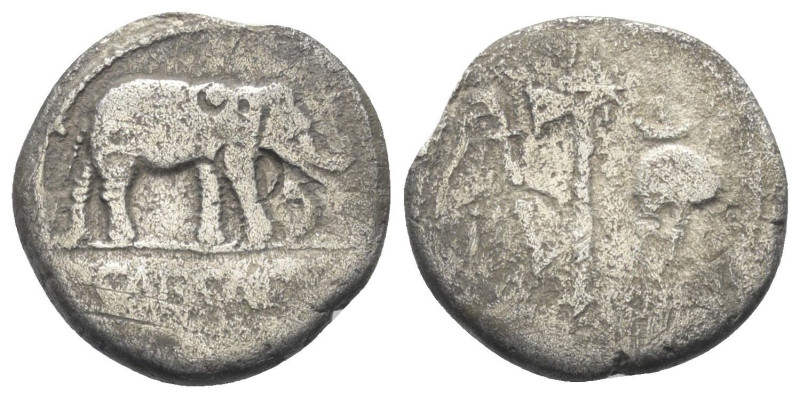 C. Iulius Caesar.

 Denar (Silber). 49 - 48 v. Chr. Mobile Feldmünzstätte Caes...