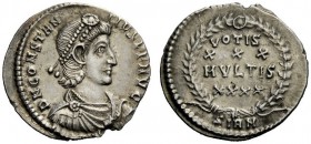 THE ROMAN EMPIRE 
 Constantius II, 337 – 361 
 Siliqua, Sirmium 351-355, AR 2.30 g. D N CONSTAN – TIVS P F AVG Pearl-diademed, draped and cuirassed ...