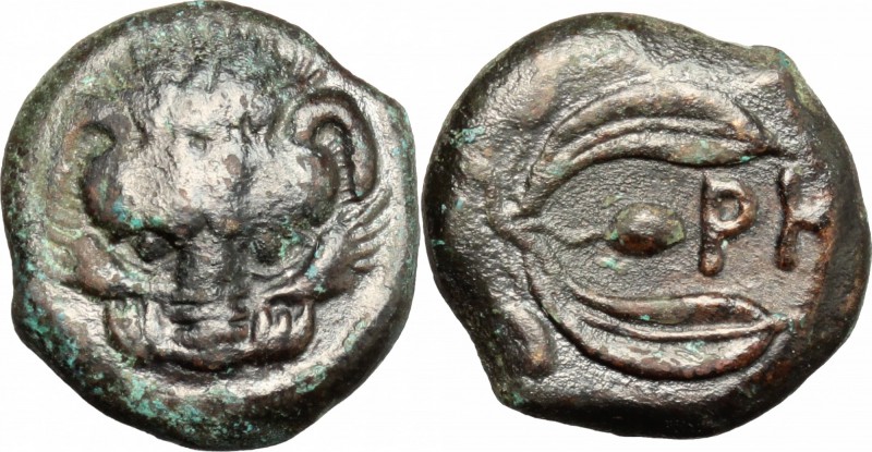 Greek Italy. Bruttium, Rhegion. AE 17 mm, c. 425-410 BC. D/ Lion mask facing. R/...