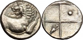 Continental Greece. Thrace, Chersonesos. AR Hemidrachm, 386-368 BC. D/ Forepart of lion right, head turned back. R/ Incuse square with four fields; in...