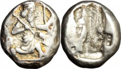 Greek Asia. Persia, Achaemenid Empire. Artaxerxes I (465-424 BC) to Dareios III (336-330 BC). AR Siglos (1/2 Stater), 465-330 BC. D/ King in kneeling-...