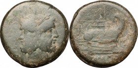 Sextantal series. AE As, after 211 BC. D/ Head of Janus, above, I. R/ Prow right. Cr. 56/2. AE. g. 36.05 mm. 36.00 Olive green patina. F.