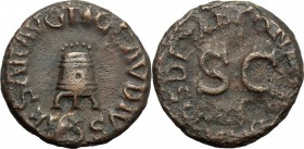 Claudius (41-54). AE Quadrans, 41 AD. D/ Modius on three legs. R/ Legend surrounding large SC. RIC (2nd ed.) 84. AE. g. 4.11 mm. 16.00 Dark brown pati...