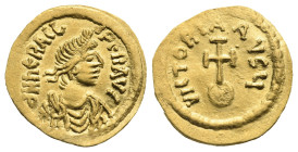 Heraclius, 610-641. Semissis (Gold, 18.10 mm, 2.12 g). Constantinopolis, circa 610-613. d N hЄRACLIЧS P P AV Diademed, draped and cuirassed bust right...