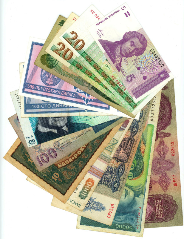 Europe Lot of 13 Banknotes 20 th Century

Various Countries, Dates & Denominat...