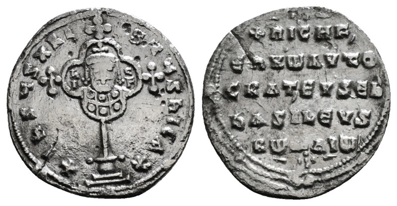 NICEPHORUS II PHOCAS (963-969). Miliaresion. Constantinople.
Obv: + IҺSЧS XRISTЧ...