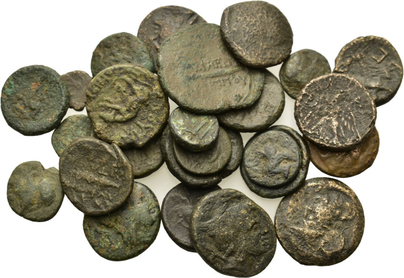 Lot of 25 Greek Æ coins, to be catalog. Lot sold as is, no return.