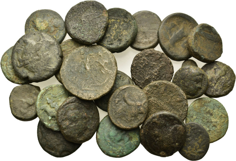 Lot of 25 Greek Æ coins, to be catalog. Lot sold as is, no return.