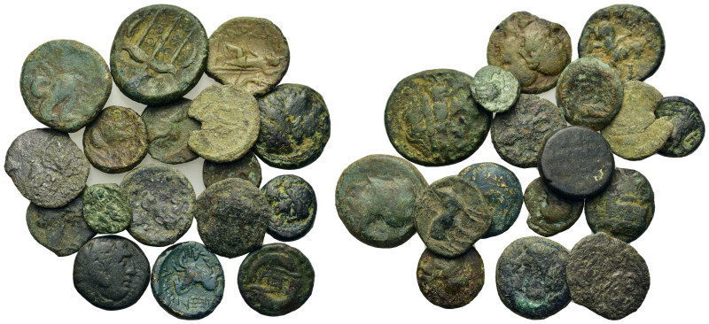 Lot of 17 Greek Æ coins, to be catalog. Lot sold as is, no return.