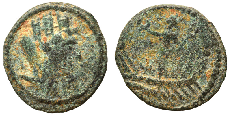 PHOENICIA. Tyre. Pseudo-autonomous issue, 2nd century AD. Ae (bronze, 0.64 g, 12...