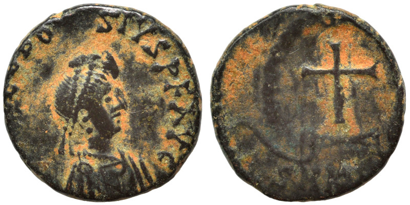 Theodosius II, 402-450. Nummus (bronze, 1.10 g, 12 mm), Cyzicus (?). D N THEODOS...