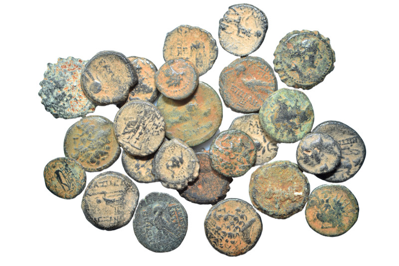 Group lot of circa 25 Ancient Greek coins, some repatinated. G - F. As seen, no ...