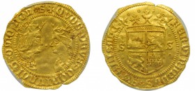 Reyes Católicos (1474-1504). Castellano. Sevilla. (Cal. 27). Au 4,63 gr. PCGS. Leones sin corona. La corona irrumpe la leyenda. Espectacular conservac...