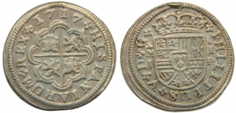 Felipe V (1700-1746). 1717 J. 1 real. Madrid. (Cal. 1529). Ag 2,88 gr. Descolgad...