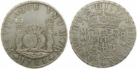 Carlos III (1759-1788). 1761. MM. 8 reales. México. (Cal. 888). Ag 26,98 gr. Columnario. Grado: MBC