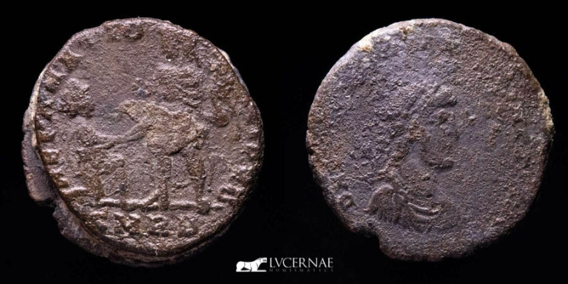 Romen Empire

Couple of Maiorinas fused in ancient times (9,08 g, 22 mm)

Valent...