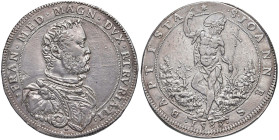 FIRENZE Francesco I (1574-1587) Piastra 1583 - MIR 181/6 (indicata R/2) AG (g 32,34) RR Ritratto a testa grande. Moneta molto rara e di grande fascino...