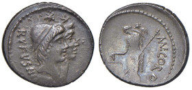 Cordia - Manlius Cordius - Denario (46 a.C.) Teste dei Dioscuri a d. - R/ Venere stante a s. - B. 1; Cr. 463/1 AG (g 3,83)

Status: qSPL