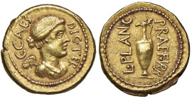 Giulio Cesare (+ 44 a.C.) Aureo (45 a.C.) Busto della Vittoria a d. - R/ L PLANC PRAEF VRB - Cr. 475/1a AU (g 8,09)

Status: BB