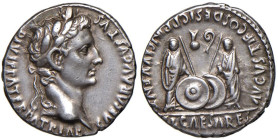 MONETE ROMANE IMPERIALI Augusto (27 a.C.-14 d.C.) Denario (Lugdunum) Testa laureata a d. - R/ Caio e Lucio stanti di fronte - RIC 207 AG (g 3,88)

S...