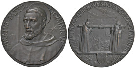 Beato San Domenico (1170-1221) Medaglia di massimo modulo da fusione 1943 A ricordo di San Domenico - Opus: Aurelio Mistruzzi - AE (g.136 - Ø 79 mm)
...