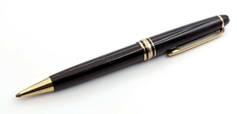 MONTBLANC Meisterstück Classique. -Penna a Sfera- Corpo in resina nera con finit...