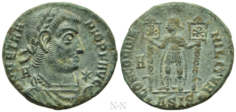 VETRANIO (350). Ae. Siscia. 

Obv: D N VETRANIO P F AVG. 
Laureate, draped an...