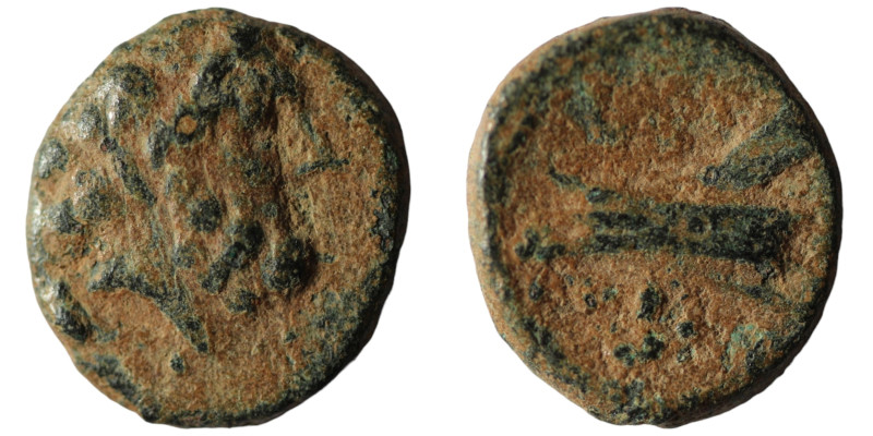 Phoenicia. Arados. (137-51 BC) Æ Bronze. Obv: laureate head of Zeus right. Rev: ...