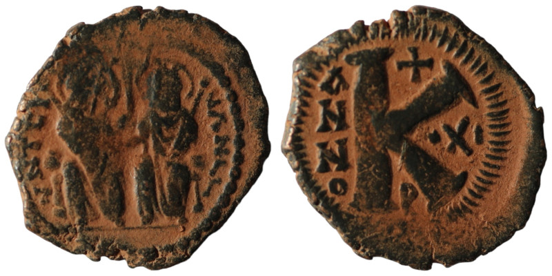 Justin II. and Sophia. (565-578 AD). 1/2 Follis. Constantinople. Obv: Justin II....