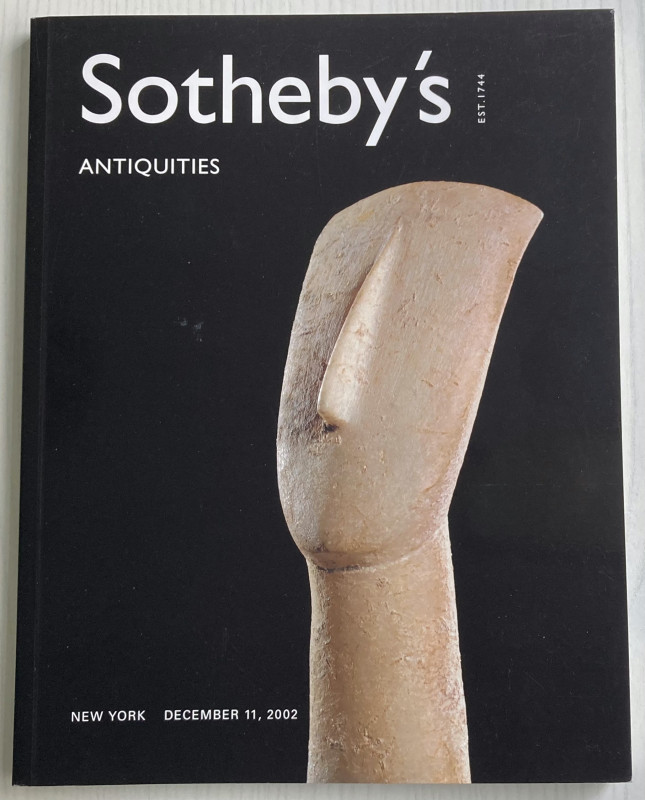 Sotheby's Antiquities New York 11 December 2002. Brossura ed. pp. 200, lotti 286...