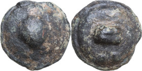 Greek Italy. Northern Apulia, Luceria. Heavy series. AE Cast Biunx, c. 225-217 BC. Obv. Scallop shell. Rev. Knucklebone; in field, two pellets. HN Ita...