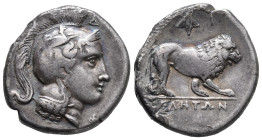 Northern Lucania, Velia, c. 300-280 BC. AR Stater (21mm, 7.06g). Head of Athena r., wearing crested Attic helmet decorated with griffin. R/ Lion stand...