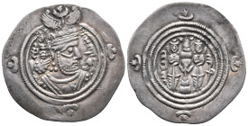 Sasanian Kings of Persia. Khusrau II (590-628). AR Drachm (22mm, 4.09g). AHM (Hamadan - Ecbatana). Crowned bust r. R/ Fire altar flanked by attendants...