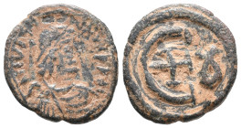 Justinian I (527-565). Æ 5 Nummi (14mm, 2.20g). Theoupolis (Antioch), c. 546-551. Diademed, draped and cuirassed bust r. R/ Large Є with central cross...
