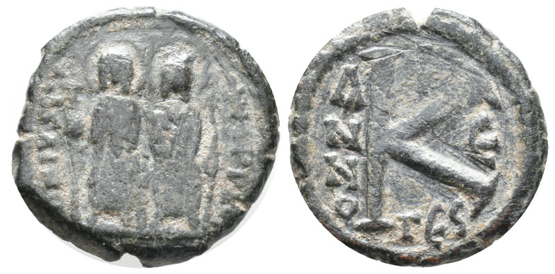 Justin II and Sophia (565-578). Æ 20 Nummi (18mm, 5.32g). Thessalonica, year 5. ...