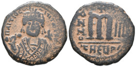 Maurice Tiberius (582-602). Æ 40 Nummi (32mm, 12.00g). Theopolis (Antioch), year 3. Crowned bust facing, wearing consular robes, holding mappa and eag...