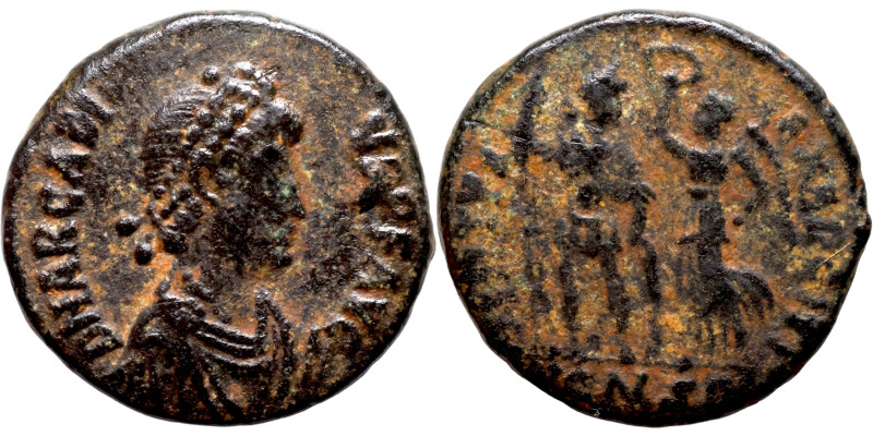 Arcadius. (383-408 AD). Æ Follis. 

17mm 2,54g