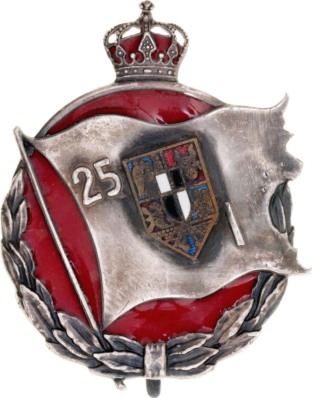 Silver 52x41 mm; Enameled; with hallmarks; original name: Insigna de ofițer al R...