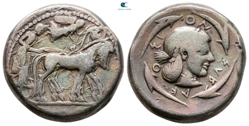 Sicily. Syracuse. Hieron I 478-466 BC. 
Tetradrachm AR

24 mm, 16,95 g


...