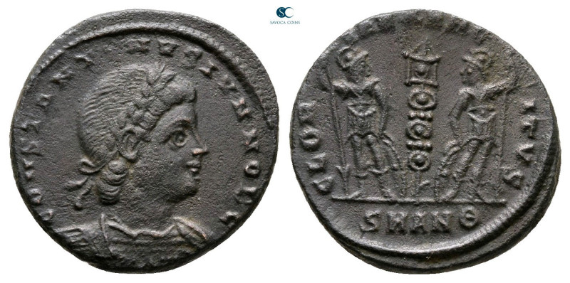 Constantine II, as Caesar AD 317-337. Antioch
Follis Æ

16 mm, 1,85 g



...