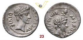 AUGUSTO (27 a.C.-14 d.C.) Denario, monetario M. Sanquinius. D/ Testa di Augusto R/ Testa divinizzata di Giulio Cesare, laureato. RIC 338 Ag g 2,59 q.S...