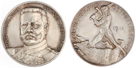 Silbermedaille 1914, auf die Befreiung Ostpreußens. Hindenburg/Kampf mit dem Bären. 33 mm, 18,00 g vorzüglich, etwas berieben. Zetzmann 4030.