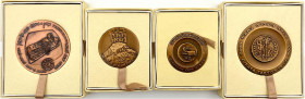 4 versch. israelische Bronze-Staatsmedaillen in Originaletuis (1 Etui beschriftet). prägefrisch