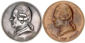 2 Stück: Silber- und Bronzemedaille 1929. Gotthold Ephraim Lessing. 45 mm; Silber 35,33 g. vorzüglich/Stempelglanz, mattiert, schöne Patina. A.F.A. 22...