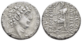 SELEUKID KINGS of SYRIA.Antioch.(40/39 BC).Tetradrachm.

Obv : Diademed head of Philip Philadelphus to right.

Rev : ΦΙΛΙΠΠΟΥ ΕΠΙΦΑΝΟΥΣ ΦΙΛΑΔΕΛΦΟΥ.
Ze...