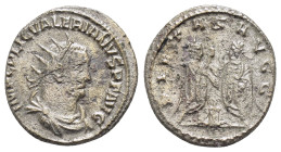 VALERIAN I.(255-256). Samosata.Antoninianus.

Obv : IMP C P LIC VALERIANVS P F AVG.
Radiate, draped and cuirassed bust to right.

Rev : PIETAS AVGG.
E...