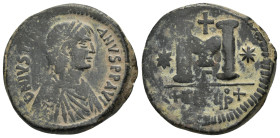 JUSTINIAN I (527-565). Theoupolis (Antioch). Follis.

Obv : D N IVSTINIANVS P P AVG.
Diademed, draped and cuirassed bust right.

Rev : Large M; star t...