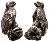 ANCIENT ROMAN SILVER EAGLE FIGURINE.(1st-2nd century).Ar.

Condition : Good very fine.

Weight : 9.68 gr
Diameter : 24 mm