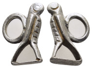 ANCIENT ROMAN SILVER EAGLE FIGURINE.(1st-2nd century).Ar.

Condition : Good very fine.

Weight : 2.69 gr
Diameter : 18 mm