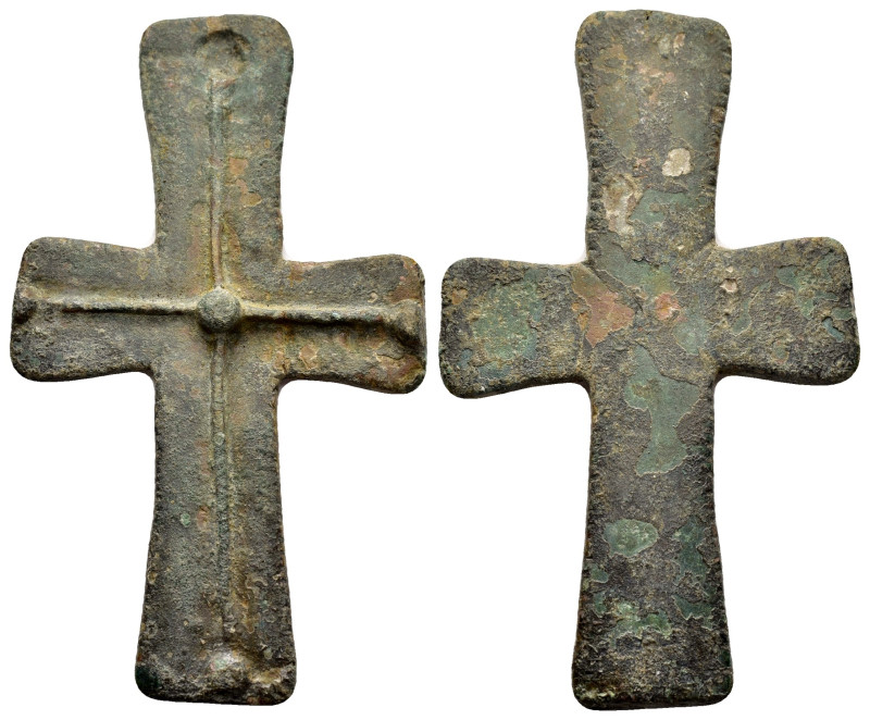 BYZANTINE EMPIRE.Bronze Cross.(8th-10th century).Ae.

Condition : Good very fine...